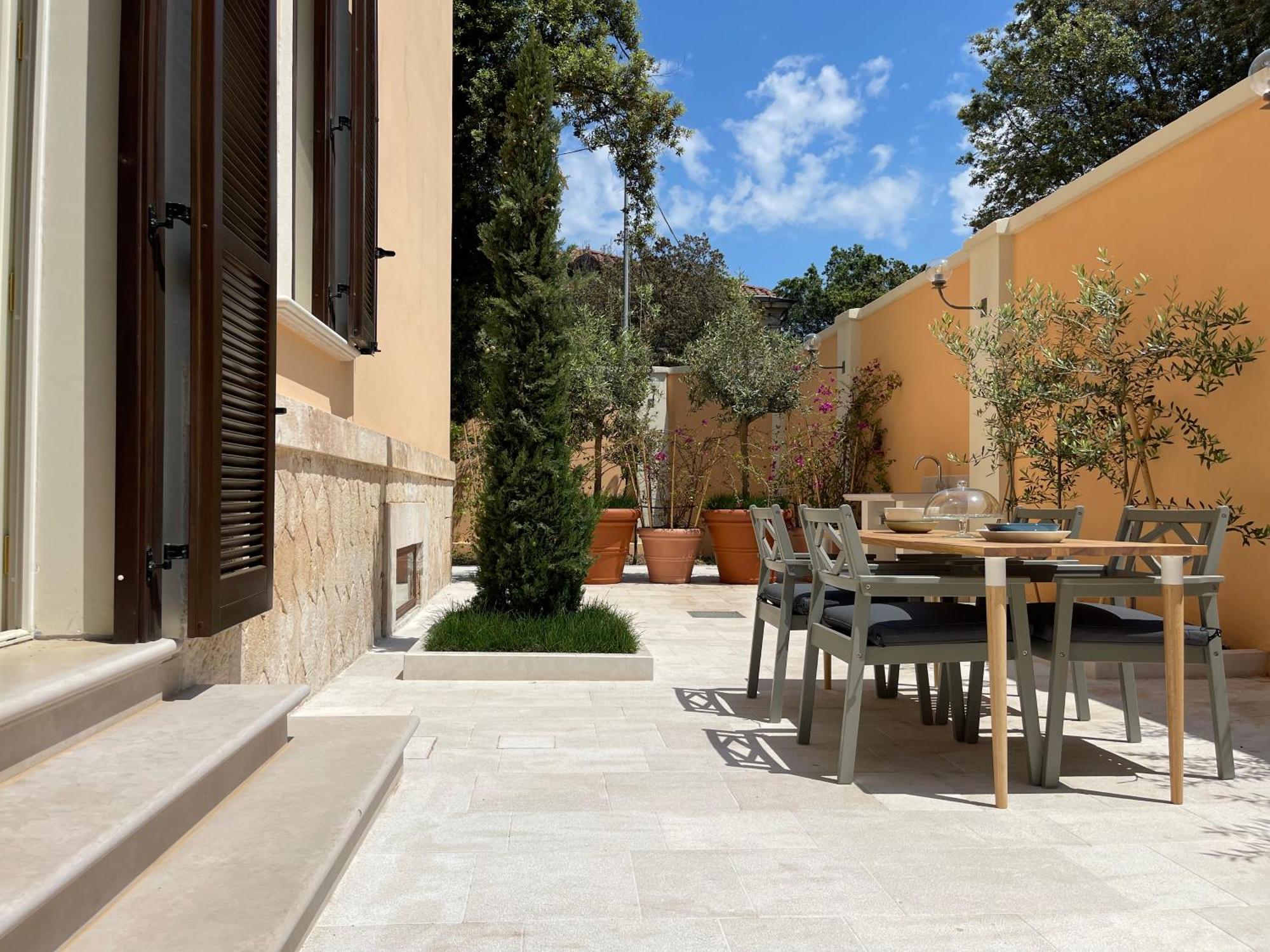 Hotel Palazzo Pitagora Tarento Exterior foto