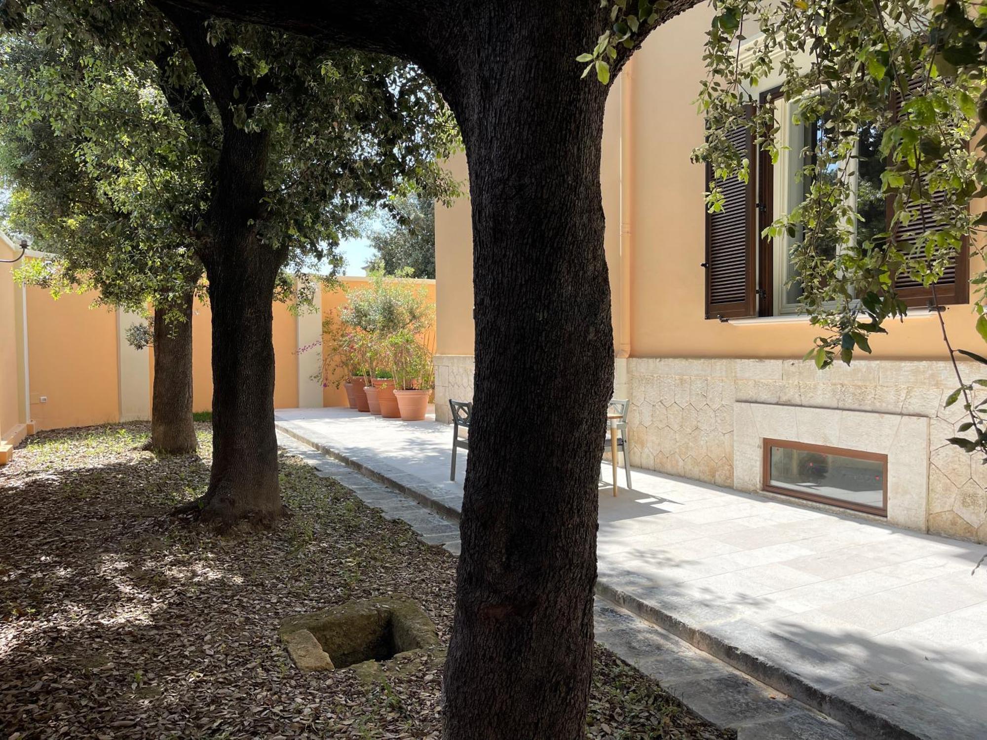 Hotel Palazzo Pitagora Tarento Exterior foto