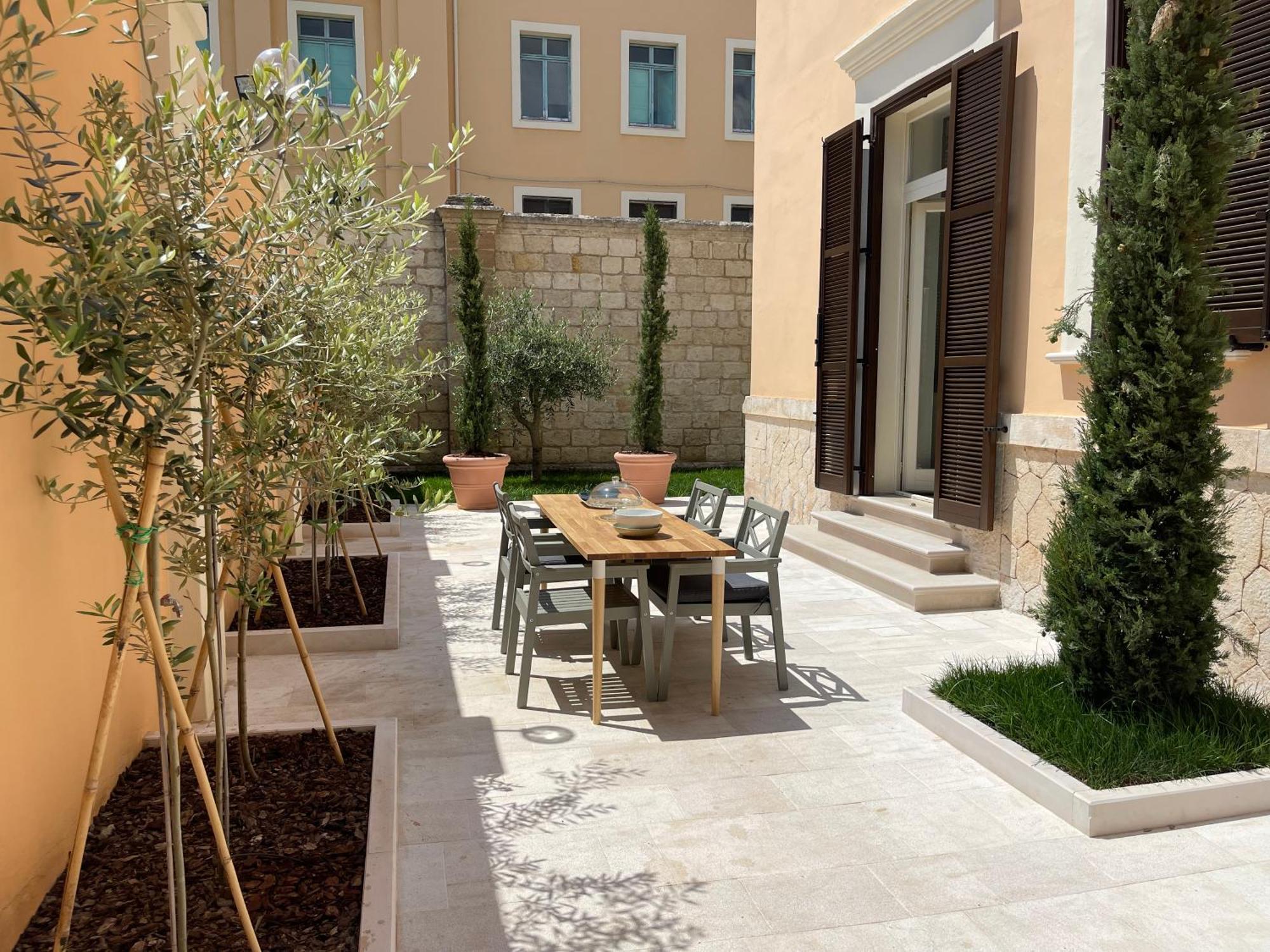 Hotel Palazzo Pitagora Tarento Exterior foto